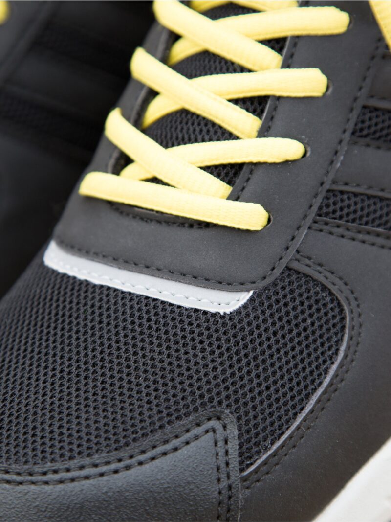 R348X WORK-GUARD by Result Lightweight Safety Trainer - Image 2