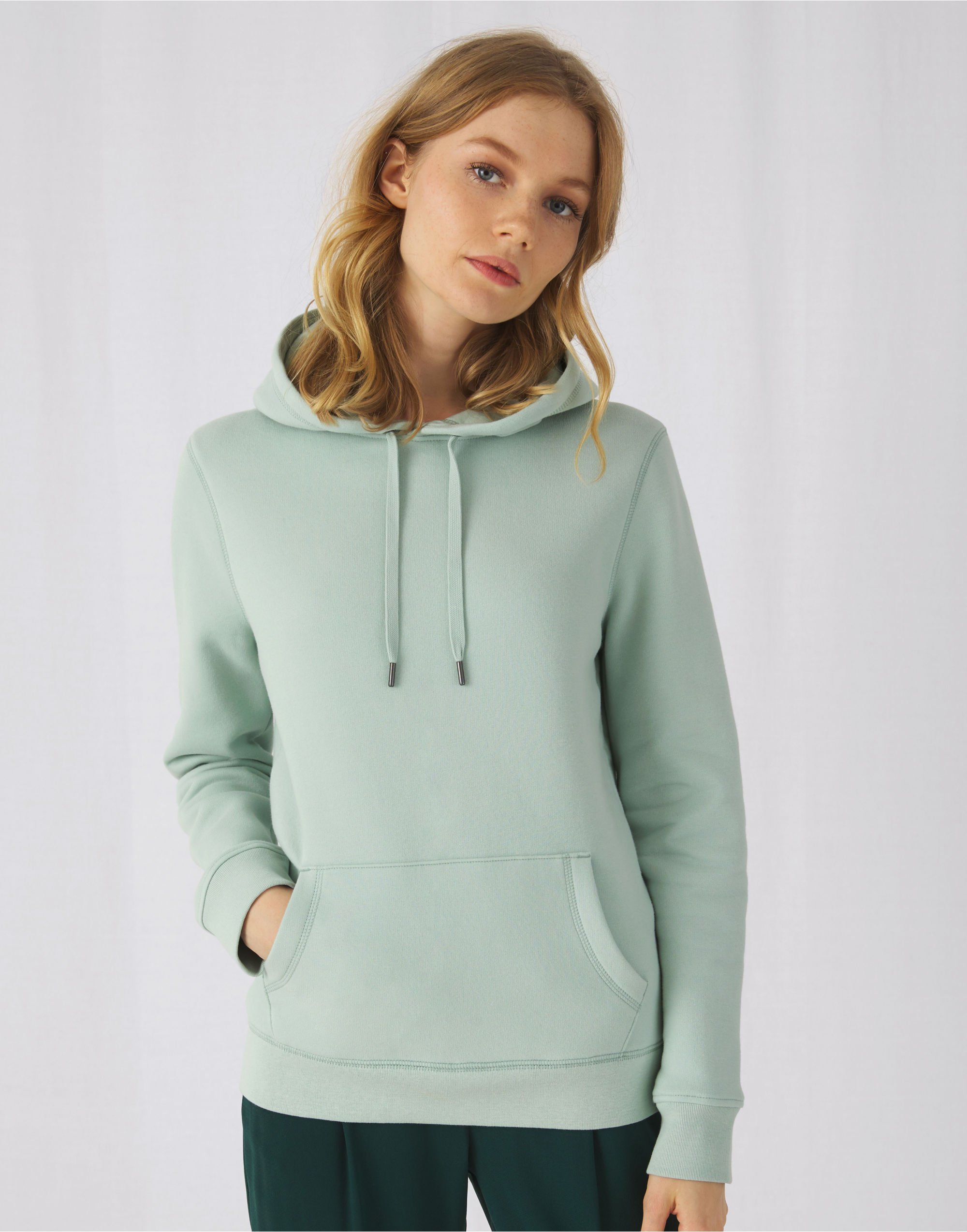 WW02Q B&C QUEEN Hooded_° - Image 1
