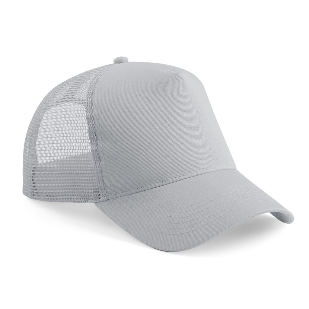 Snapback trucker