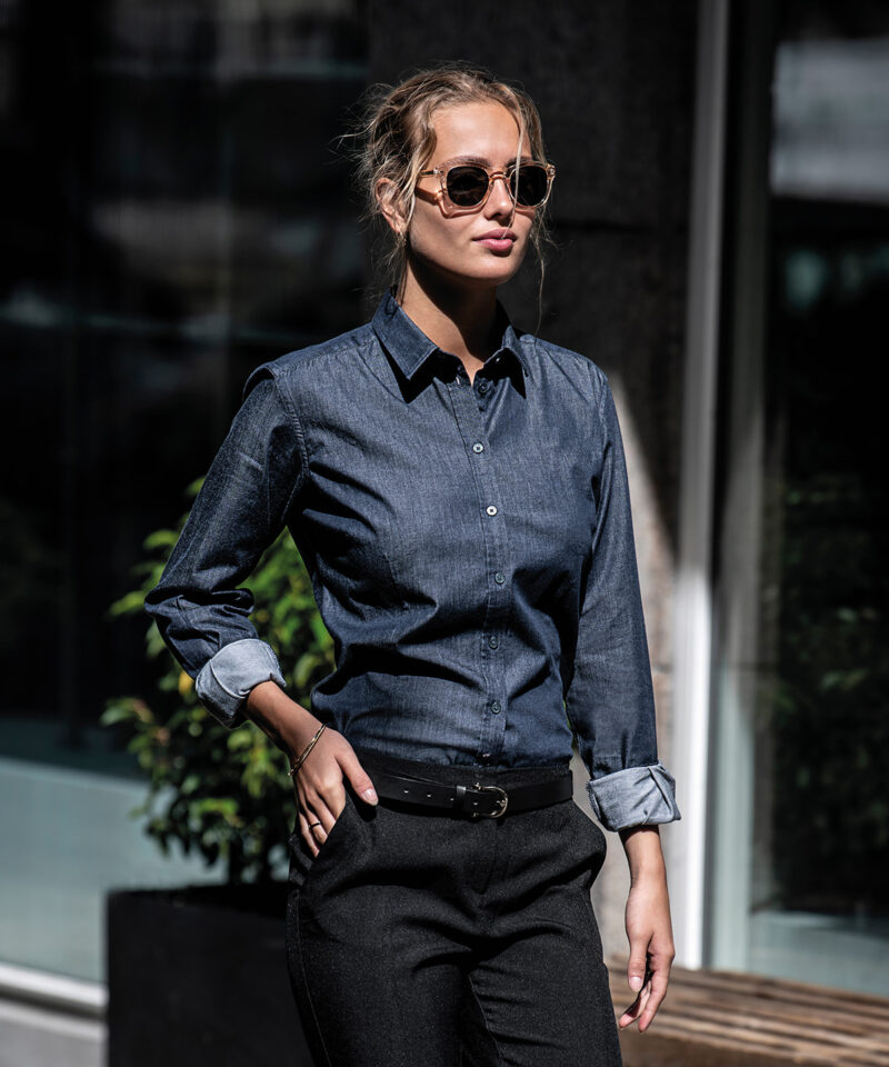 Women?s Torrance ? raw and stylish denim shirt