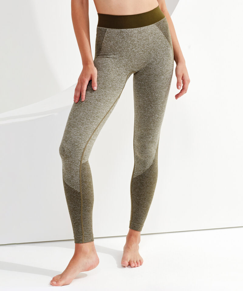 Women's TriDri? seamless '3D fit' multi-sport sculpt leggings